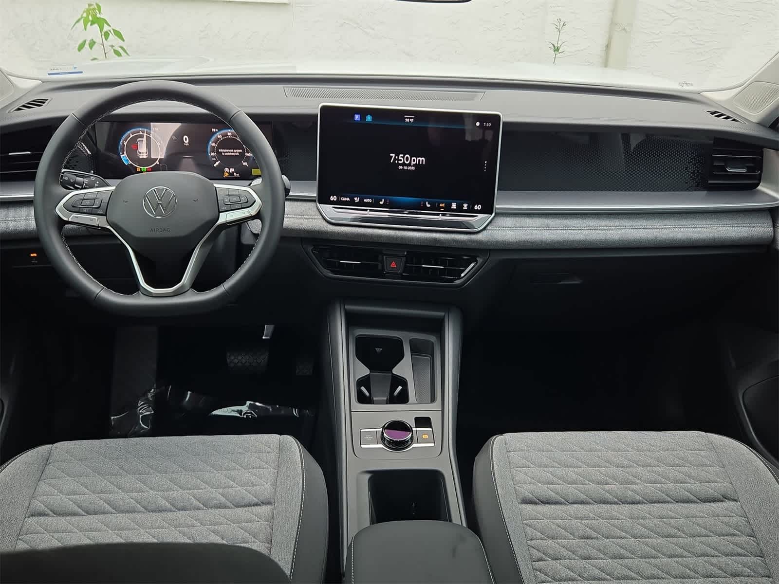 2025 Volkswagen Tiguan 2.0T S