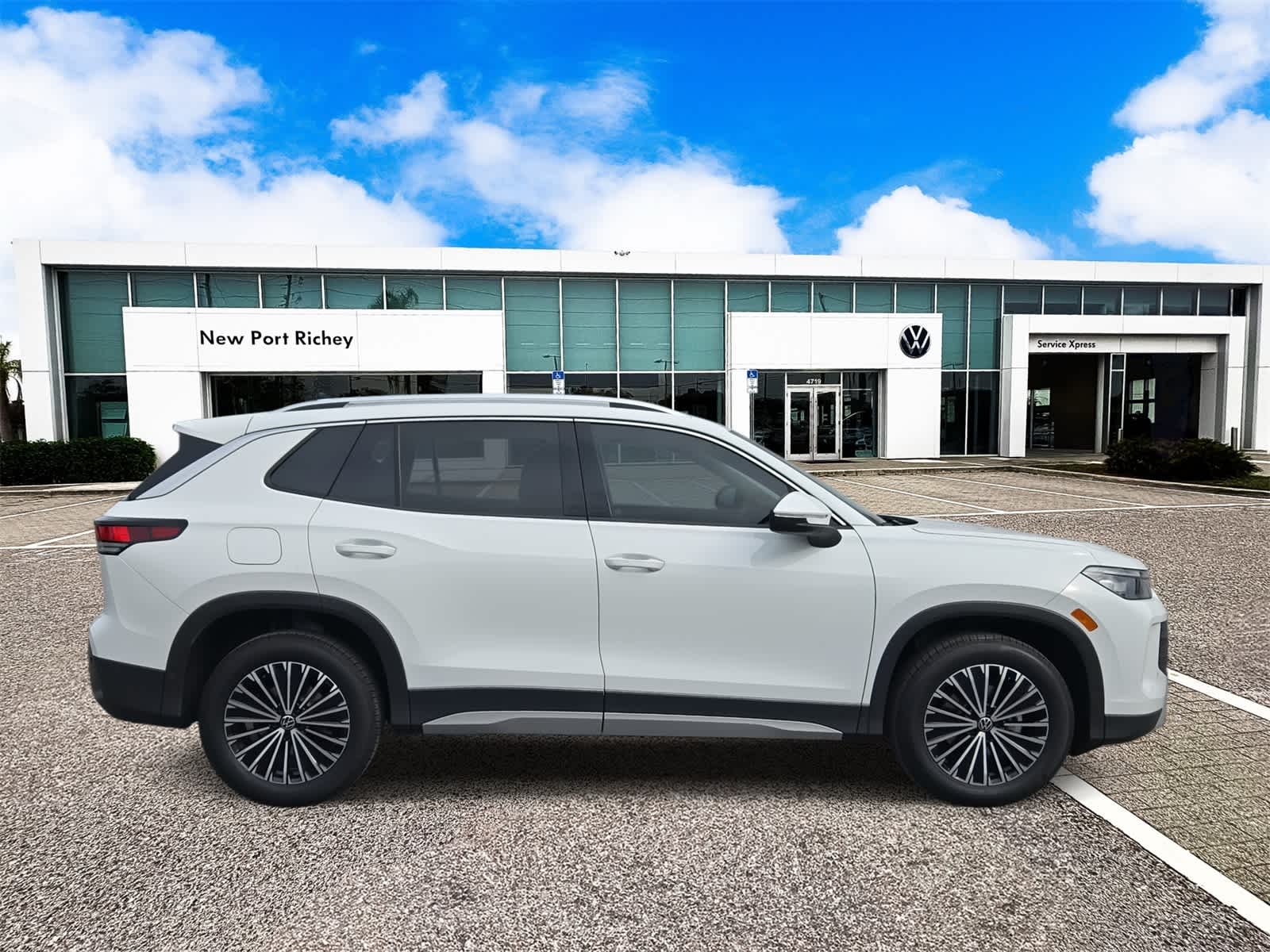 2025 Volkswagen Tiguan 2.0T S