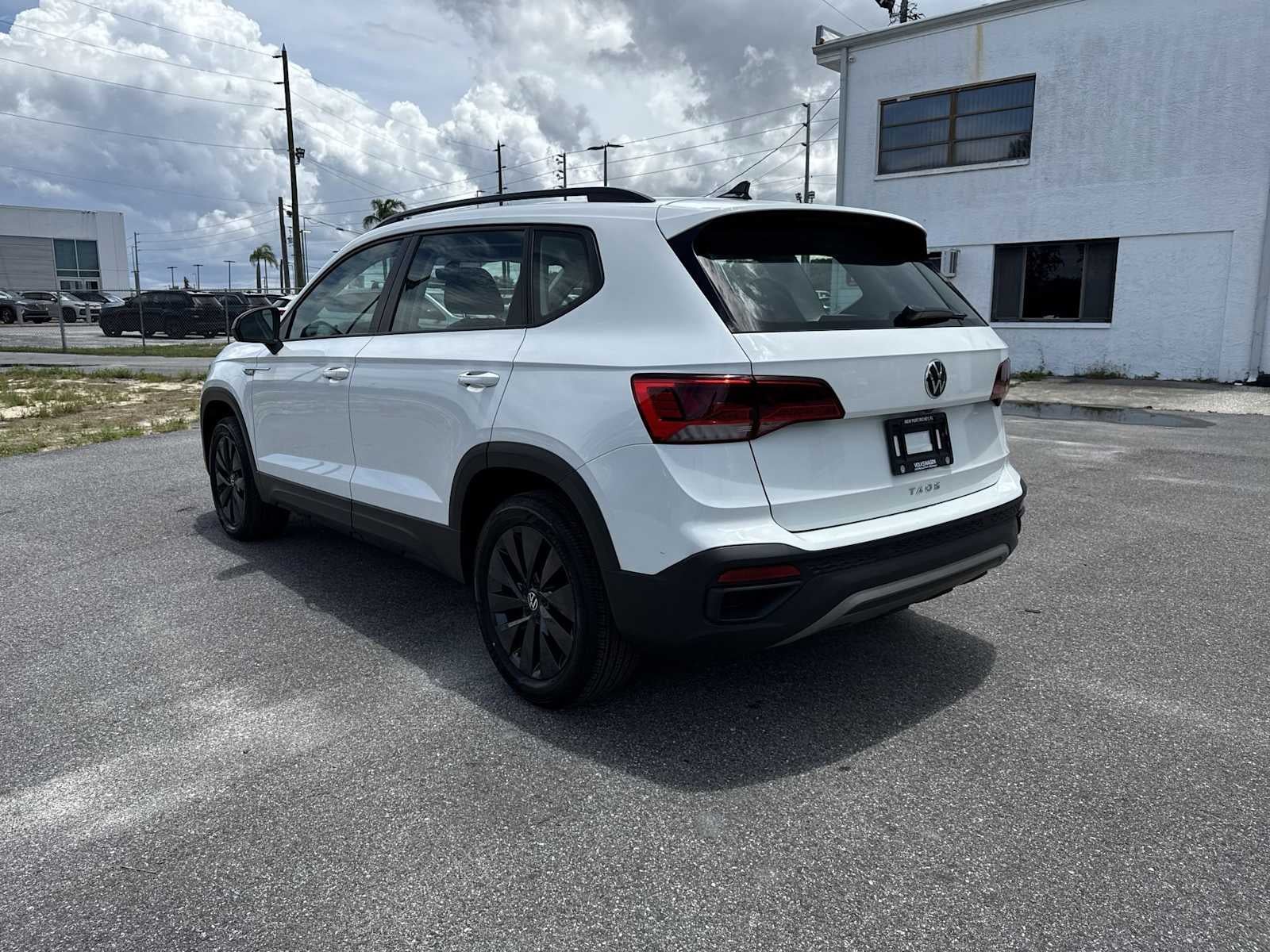 2023 Volkswagen Taos S