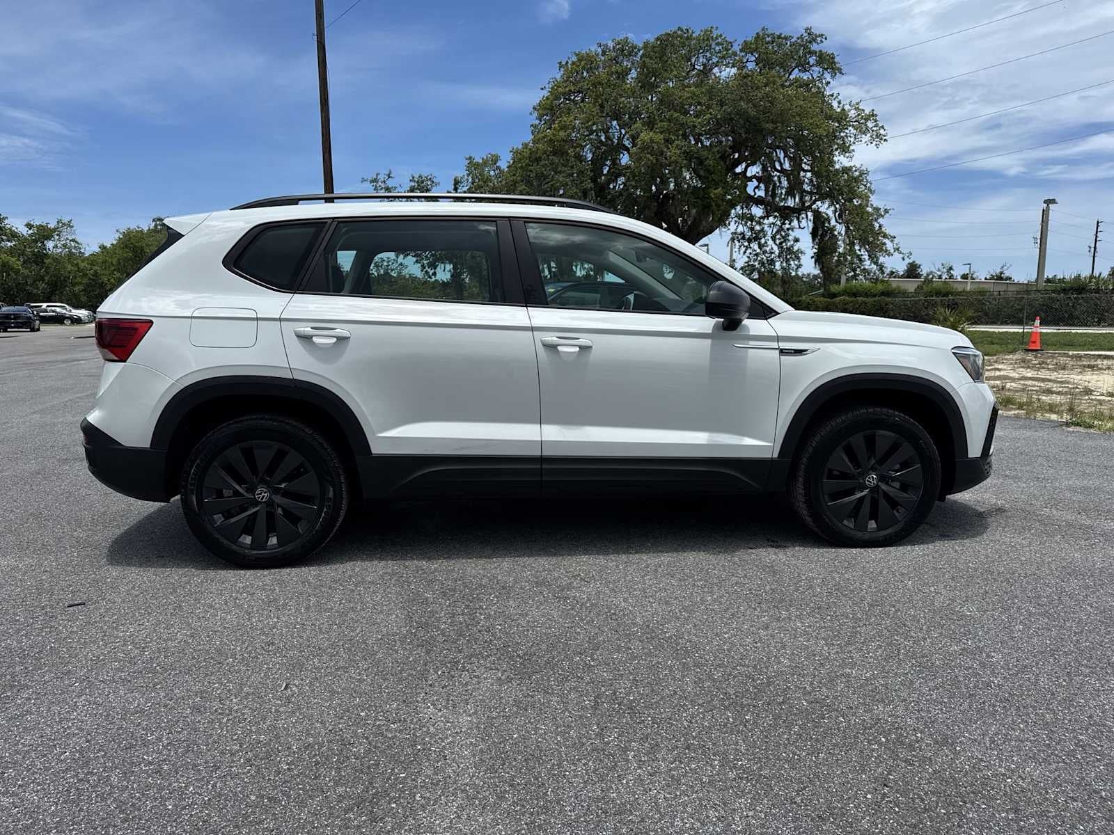 2023 Volkswagen Taos S