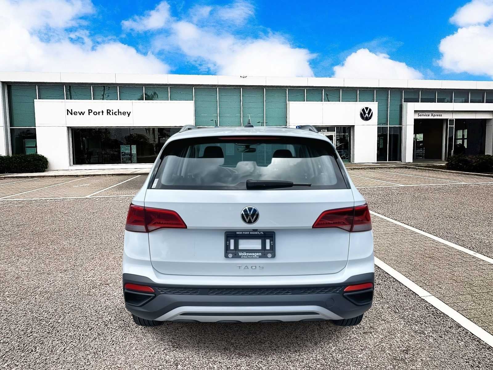2023 Volkswagen Taos S
