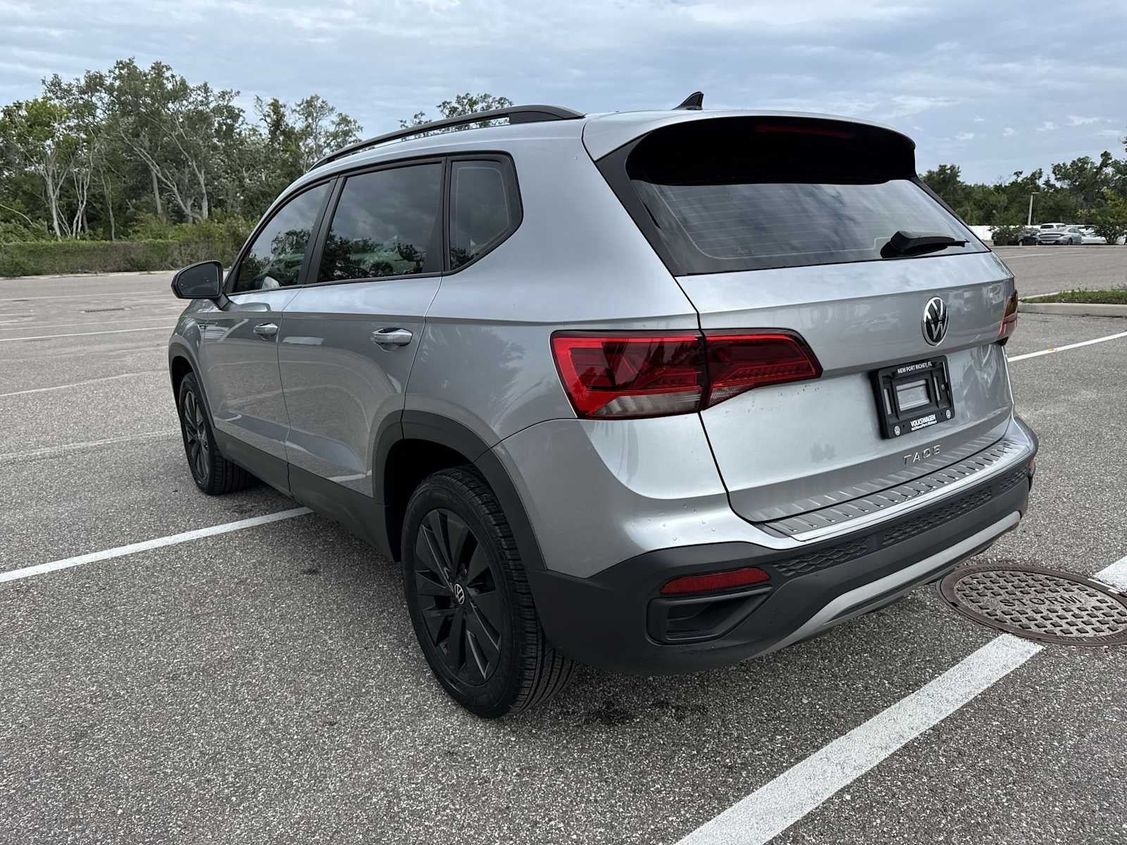 2023 Volkswagen Taos S