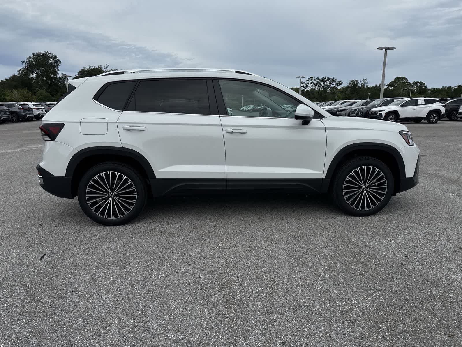2026 Volkswagen Taos 1.5T SE