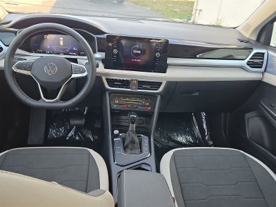 2025 Volkswagen Taos 1.5T SE