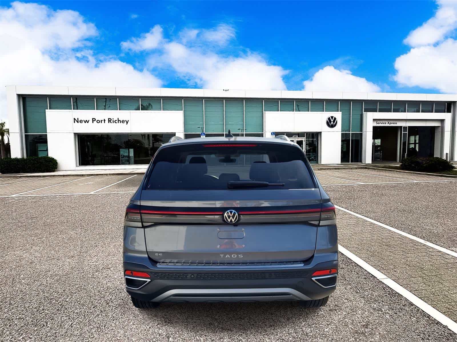 2025 Volkswagen Taos 1.5T SE