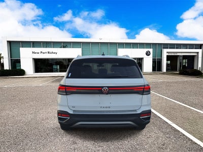 2025 Volkswagen Taos 1.5T SE