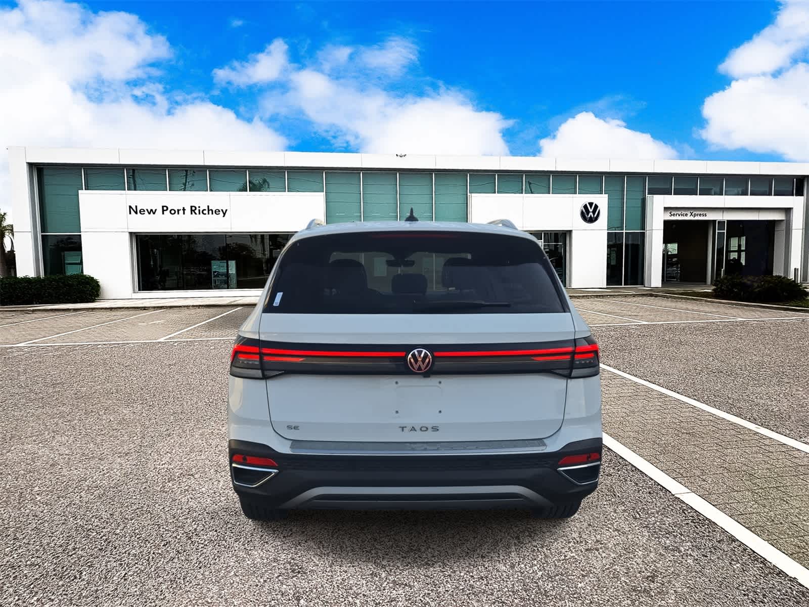 2025 Volkswagen Taos 1.5T SE