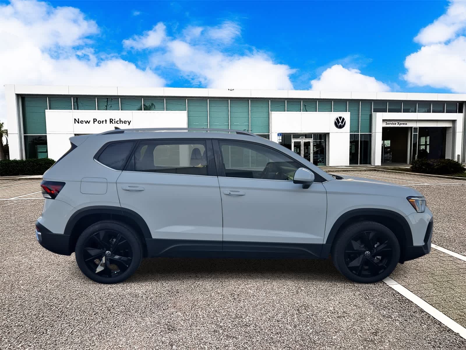 2025 Volkswagen Taos 1.5T SE