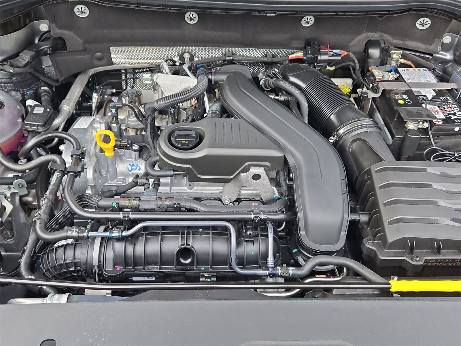 2025 Volkswagen Taos 1.5T SE