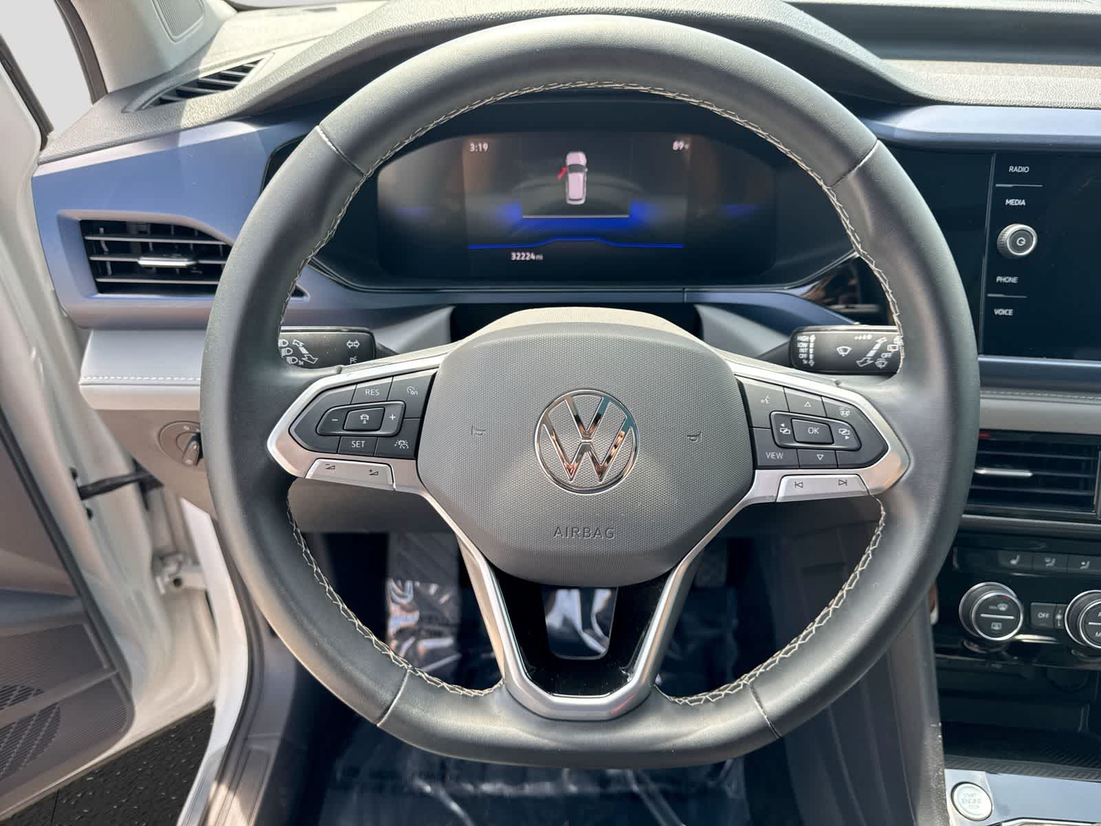 2024 Volkswagen Taos SE
