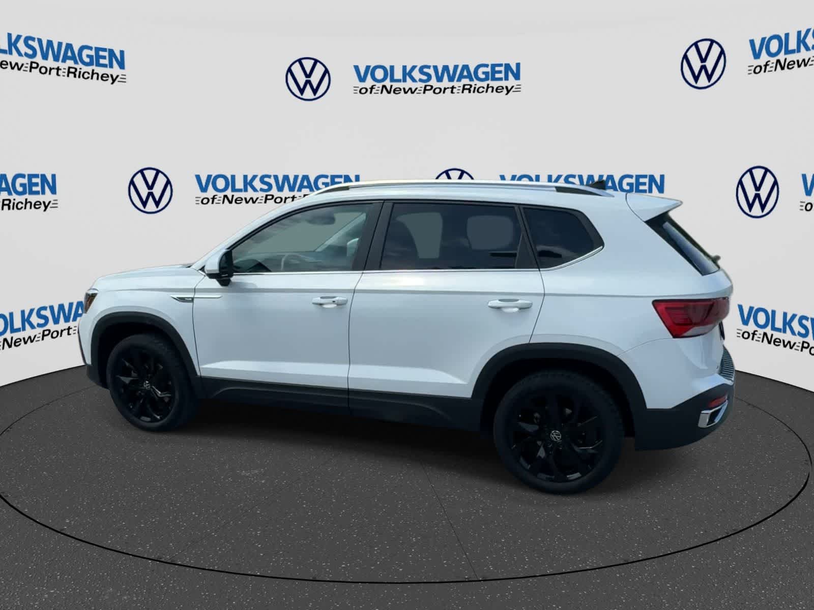 2024 Volkswagen Taos SE