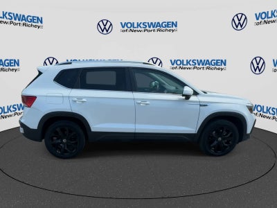 2024 Volkswagen Taos SE