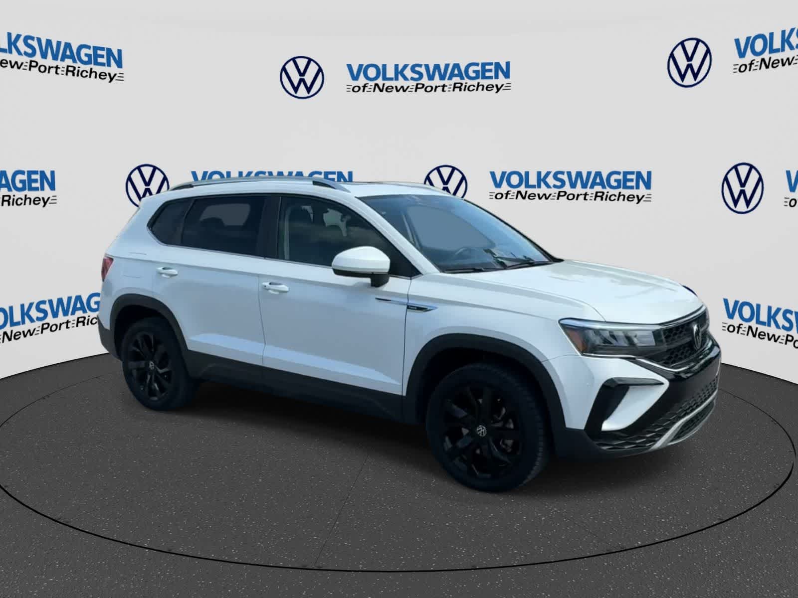 2024 Volkswagen Taos SE