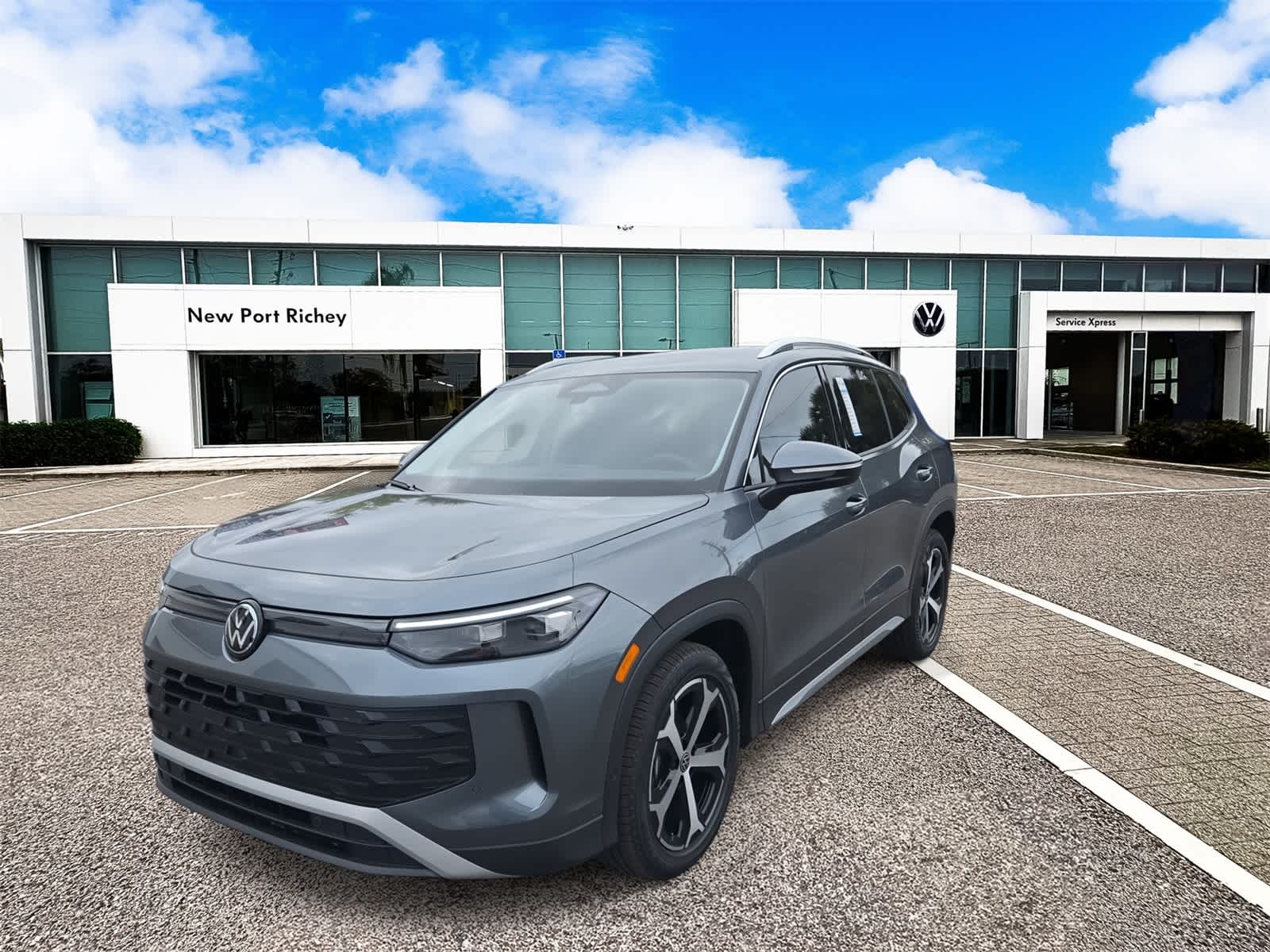 2026 Volkswagen Tiguan 2.0T SE