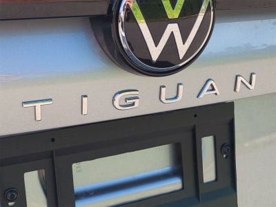 2025 Volkswagen Tiguan 2.0T SE