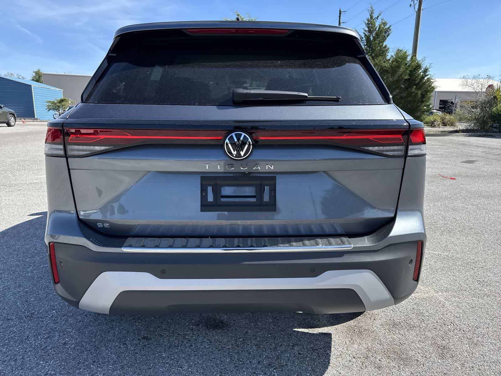 2026 Volkswagen Tiguan 2.0T SE