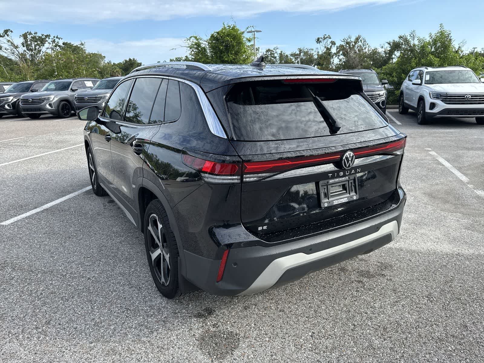2025 Volkswagen Tiguan SE