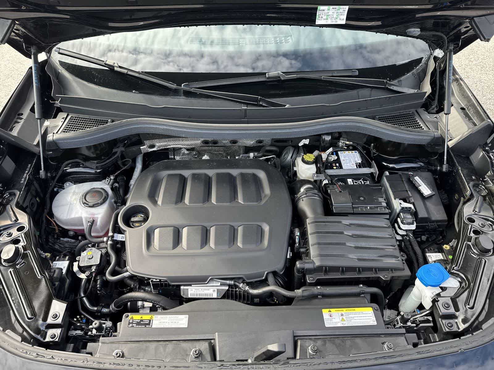 2025 Volkswagen Tiguan SE