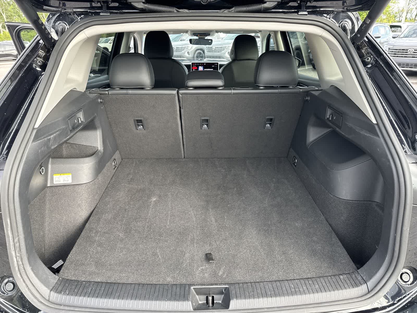 2025 Volkswagen Tiguan SE