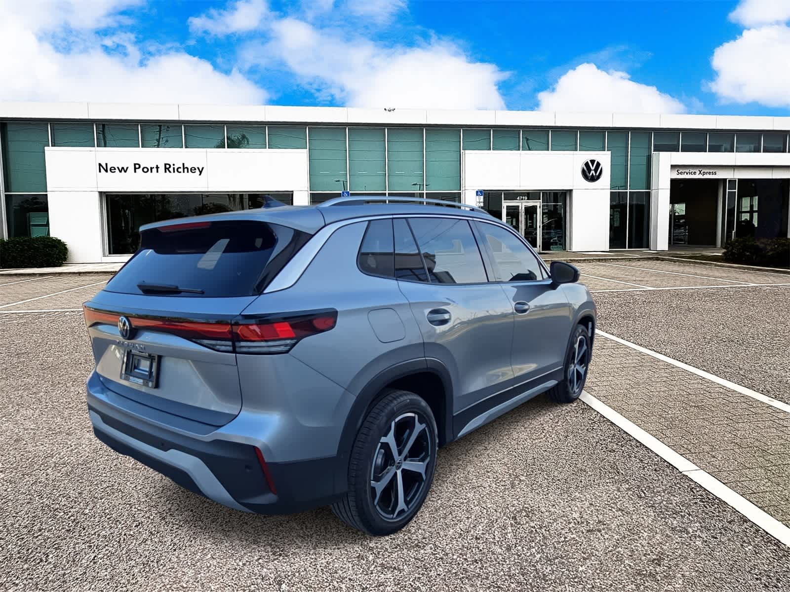 2025 Volkswagen Tiguan 2.0T SE