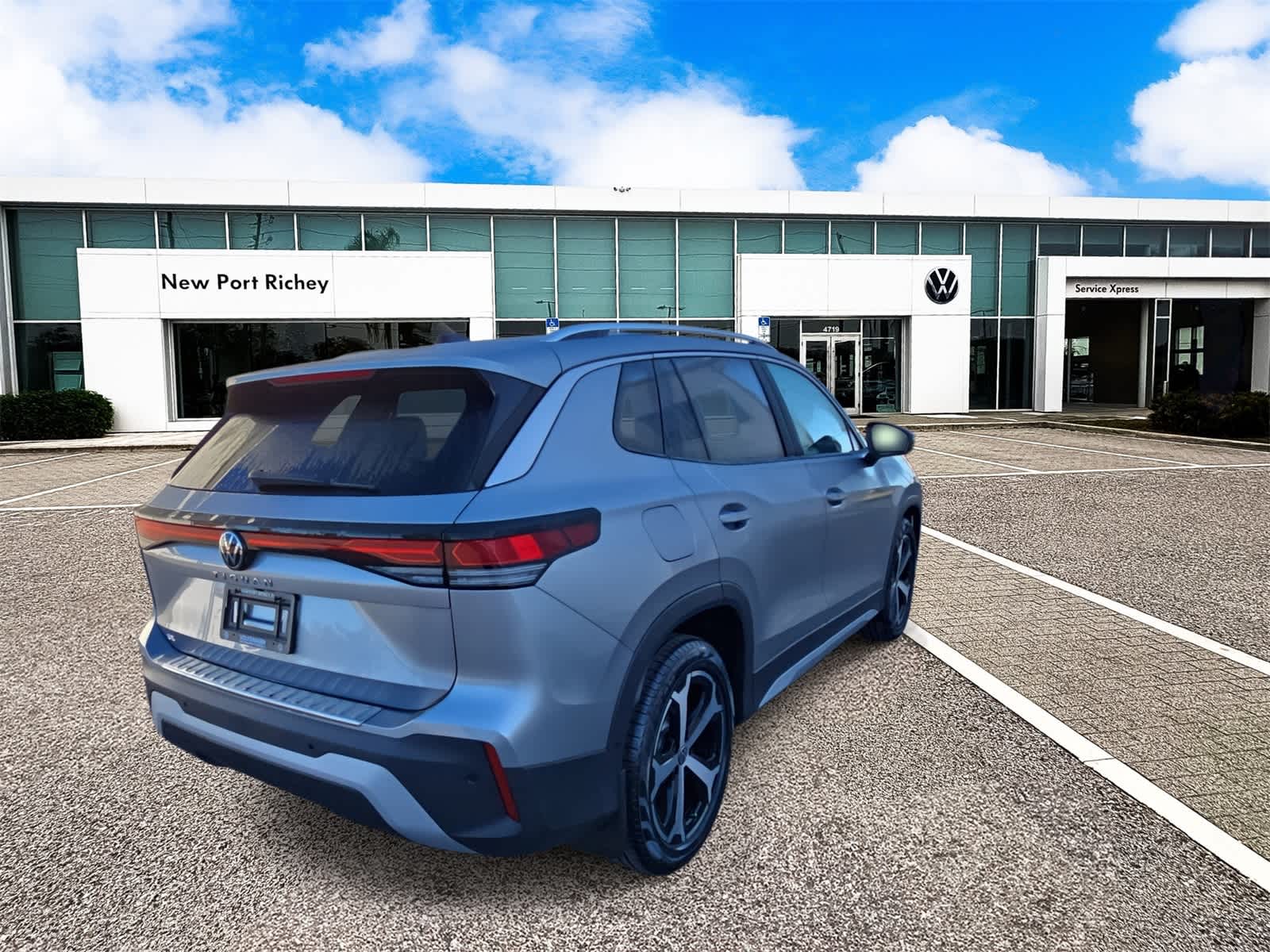 2026 Volkswagen Tiguan 2.0T SE