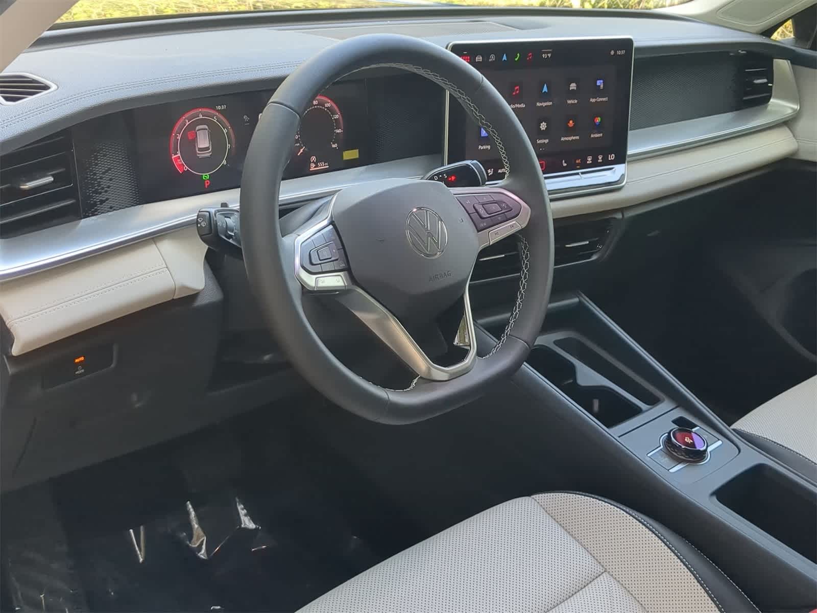 2025 Volkswagen Tiguan 2.0T SE