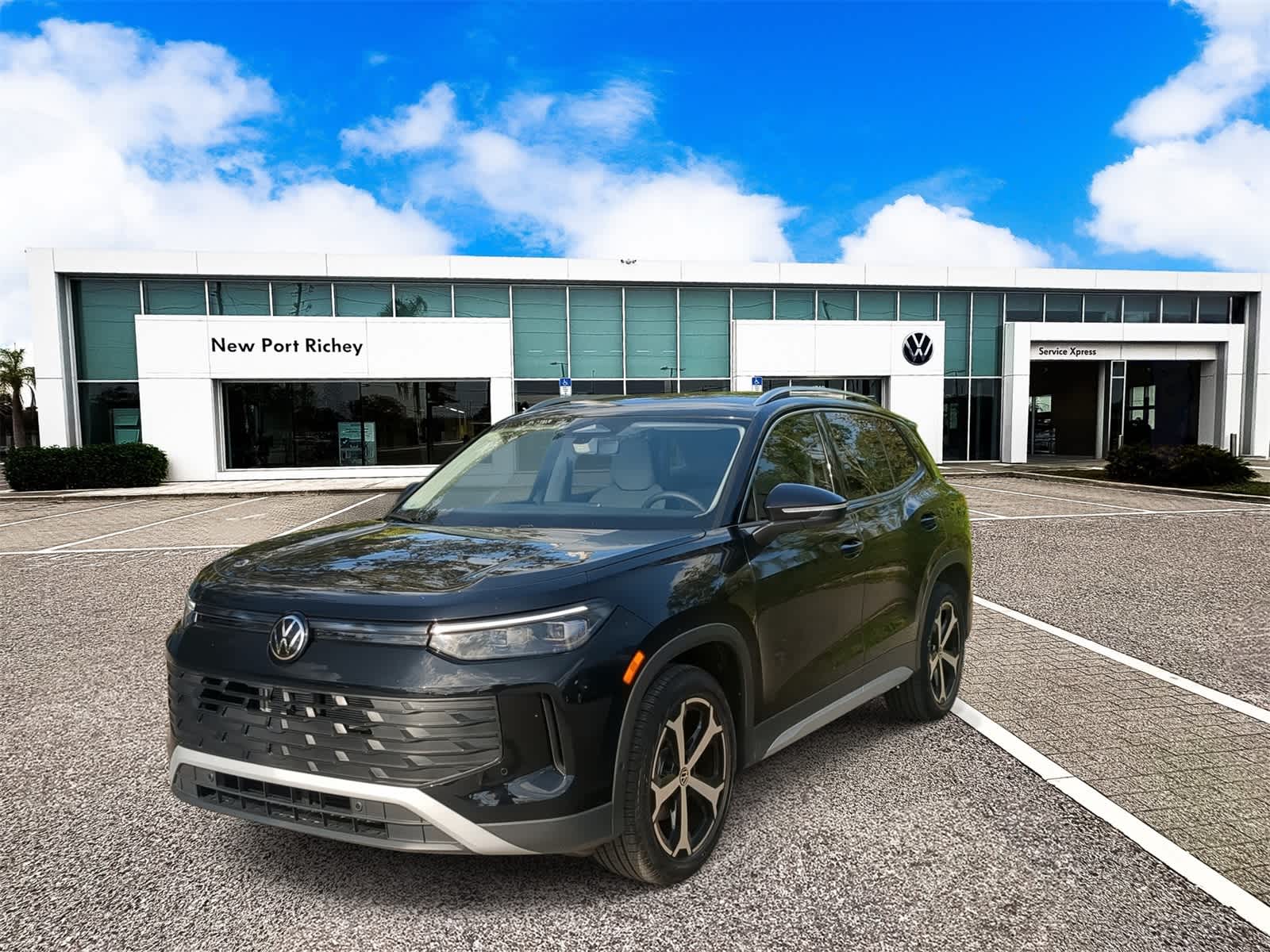 2025 Volkswagen Tiguan 2.0T SE