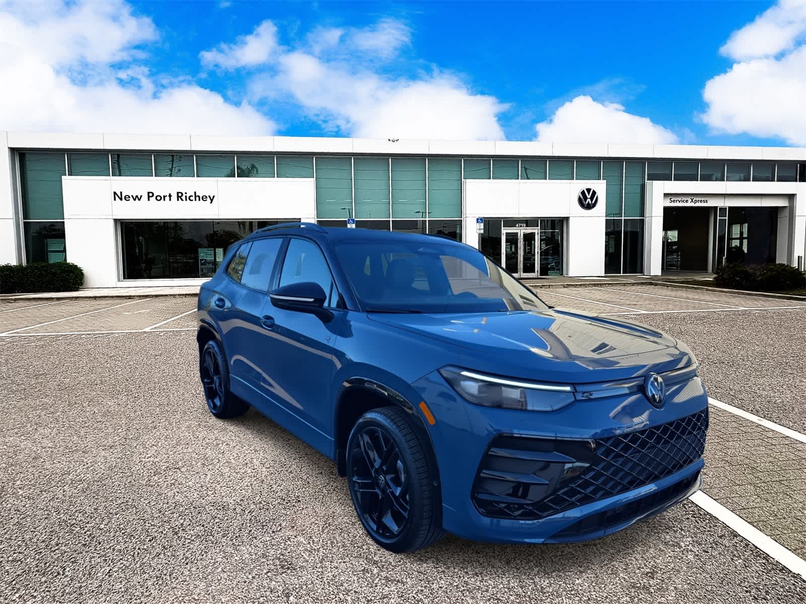 2026 Volkswagen Tiguan 2.0T SE R-Line Black