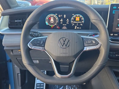 2026 Volkswagen Tiguan 2.0T SE R-Line Black