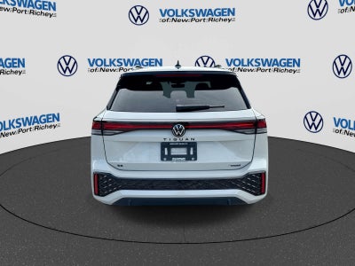 2026 Volkswagen Tiguan 2.0T SE R-Line Black