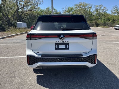 2026 Volkswagen Tiguan 2.0T SE R-Line Black