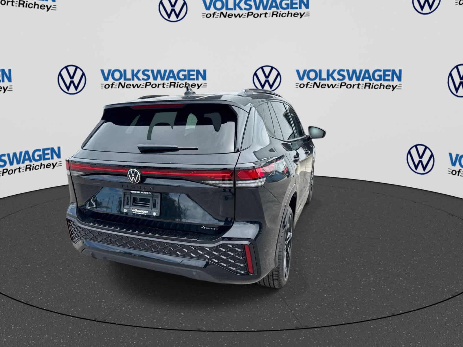 2026 Volkswagen Tiguan 2.0T SE R-Line Black
