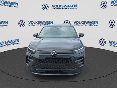 2026 Volkswagen Tiguan 2.0T SE R-Line Black