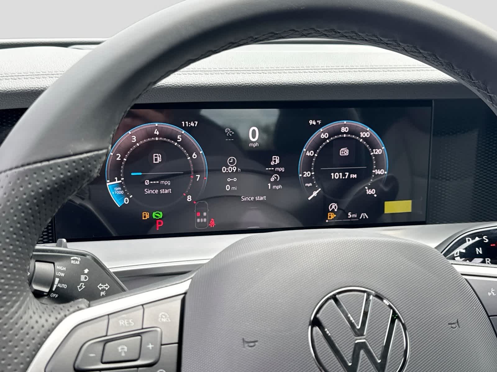 2026 Volkswagen Tiguan 2.0T SE R-Line Black