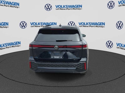 2026 Volkswagen Tiguan 2.0T SE R-Line Black
