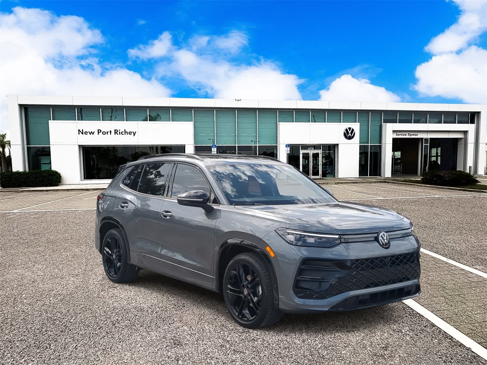 2026 Volkswagen Tiguan 2.0T SE R-Line Black