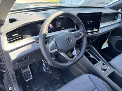 2026 Volkswagen Tiguan 2.0T SE R-Line Black