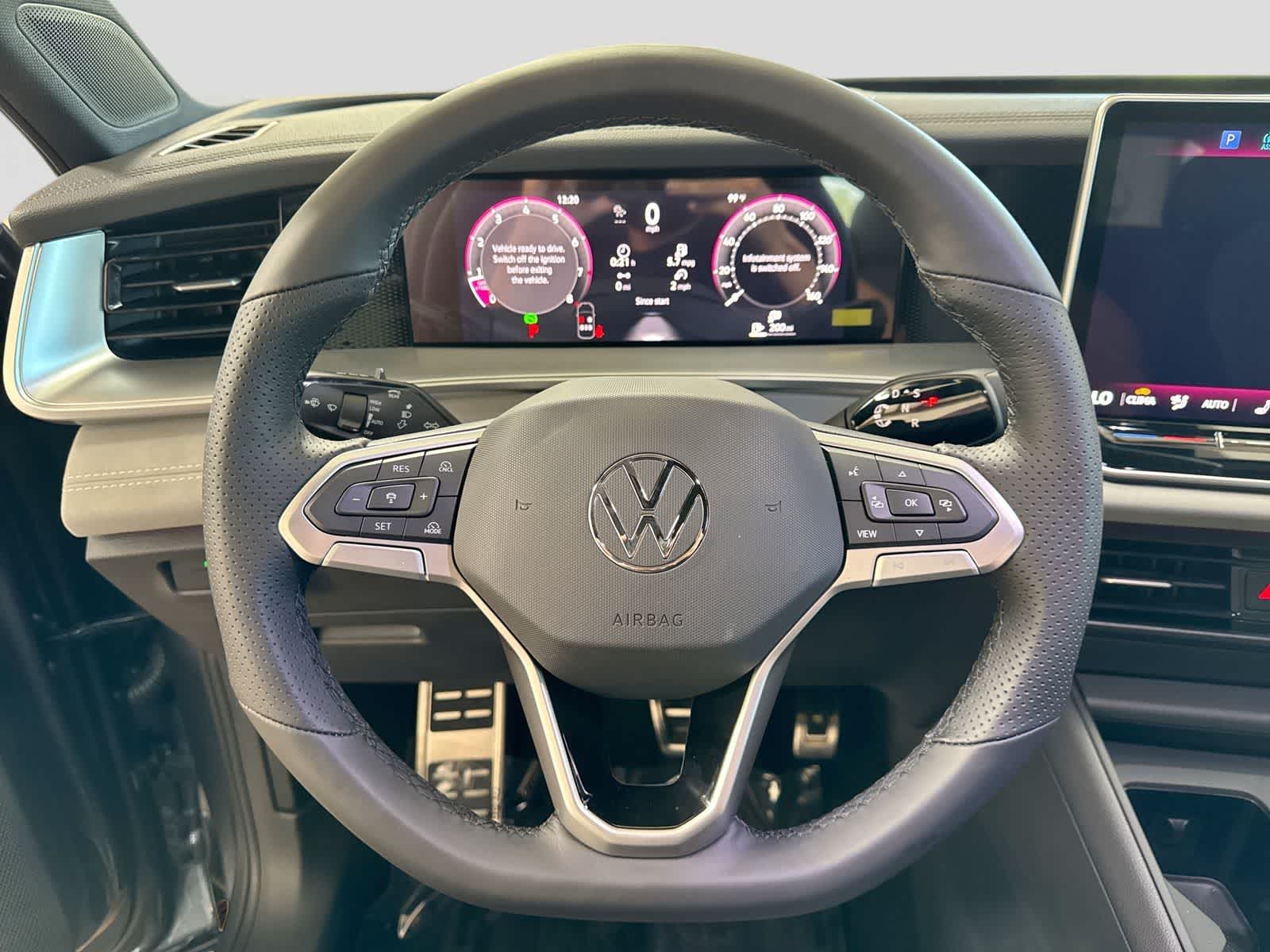 2026 Volkswagen Tiguan 2.0T SE R-Line Black