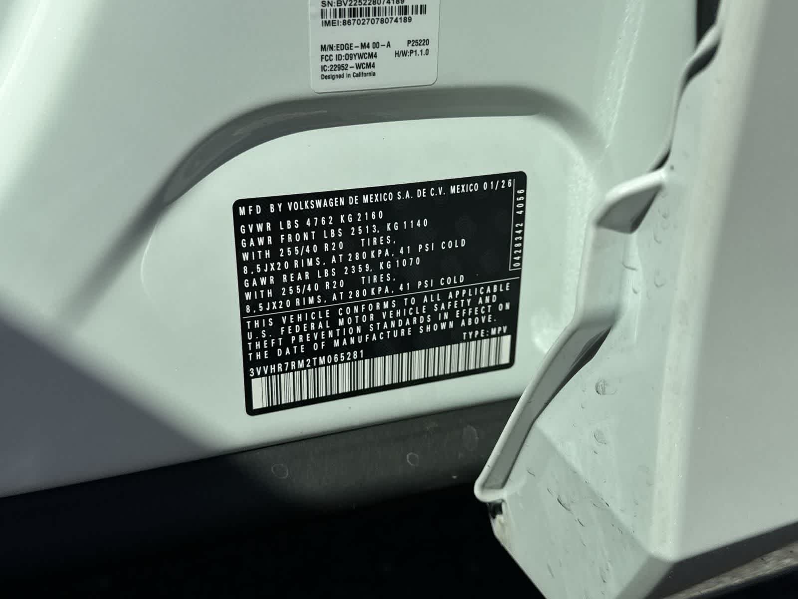 2026 Volkswagen Tiguan 2.0T SE R-Line Black