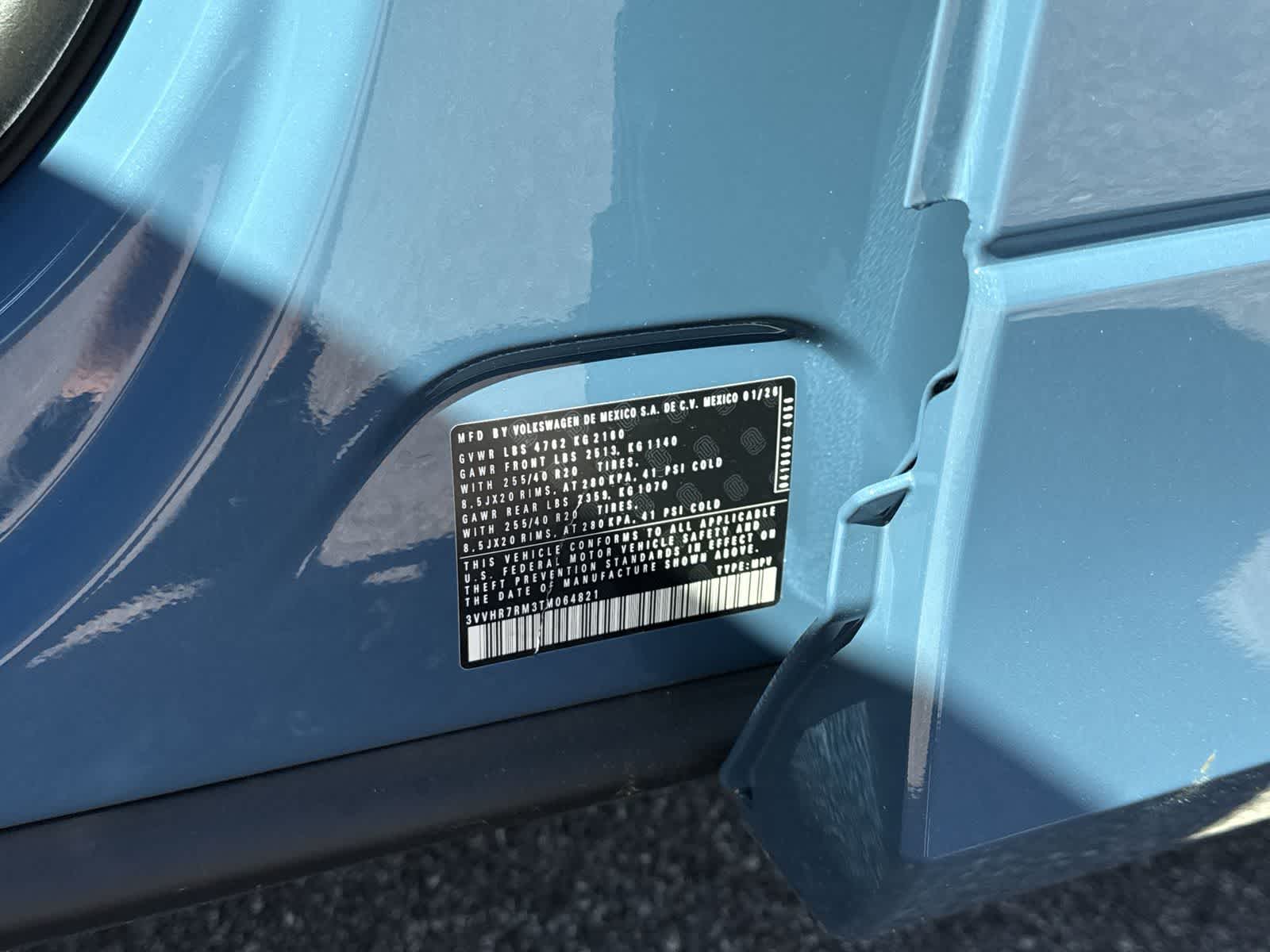 2026 Volkswagen Tiguan 2.0T SE R-Line Black