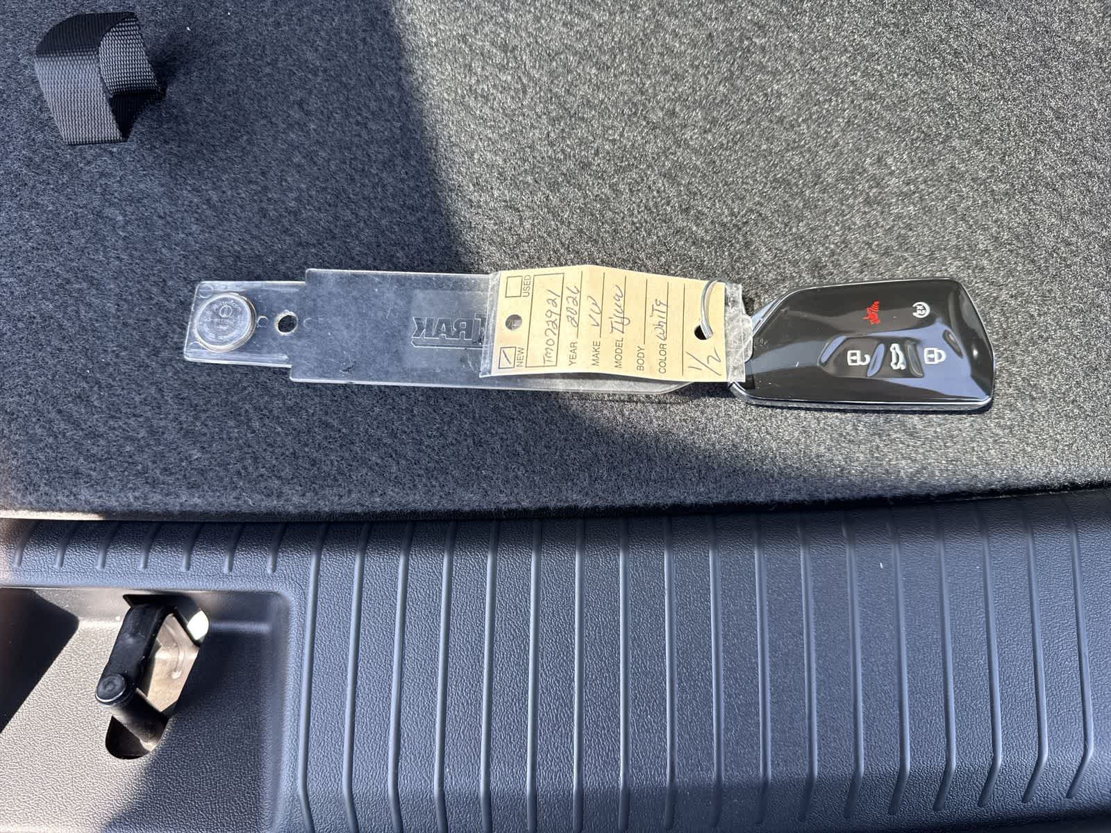 2026 Volkswagen Tiguan 2.0T SE R-Line Black