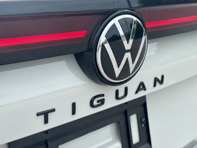 2026 Volkswagen Tiguan 2.0T SE R-Line Black
