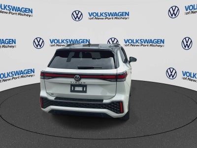 2026 Volkswagen Tiguan 2.0T SE R-Line Black