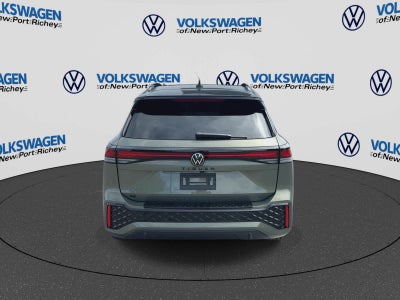 2026 Volkswagen Tiguan 2.0T SE R-Line Black