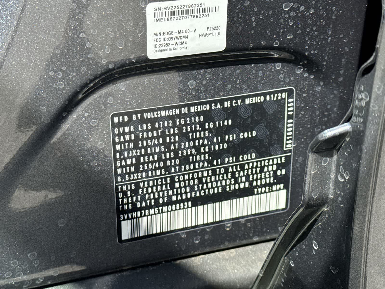 2026 Volkswagen Tiguan 2.0T SE R-Line Black