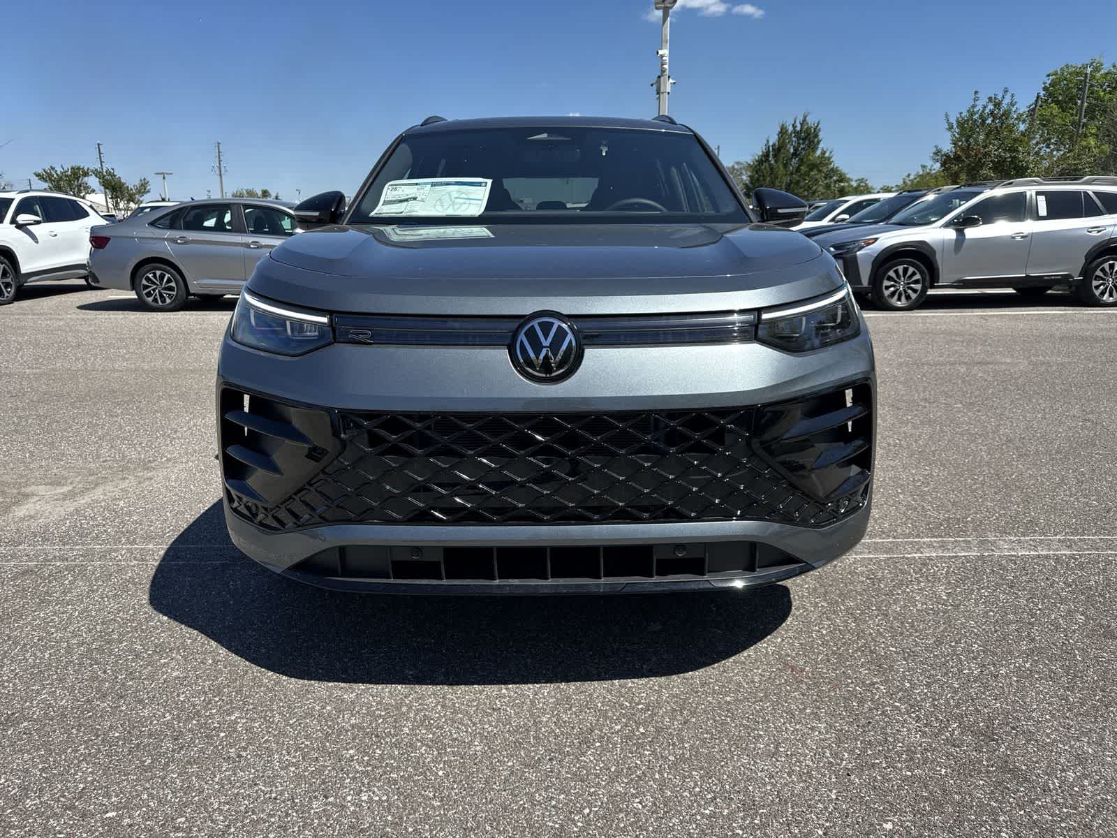 2026 Volkswagen Tiguan 2.0T SE R-Line Black