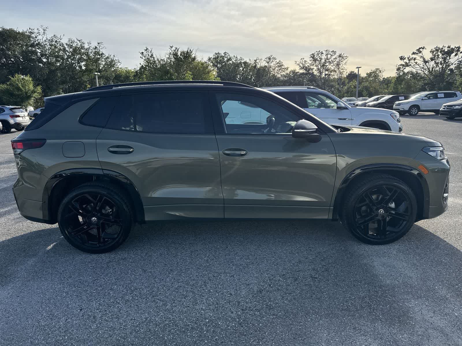 2026 Volkswagen Tiguan 2.0T SE