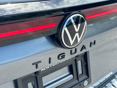 2026 Volkswagen Tiguan 2.0T SE R-Line Black