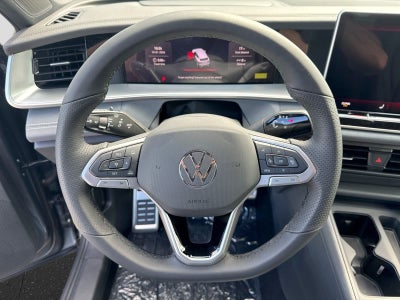 2026 Volkswagen Tiguan 2.0T SE R-Line Black