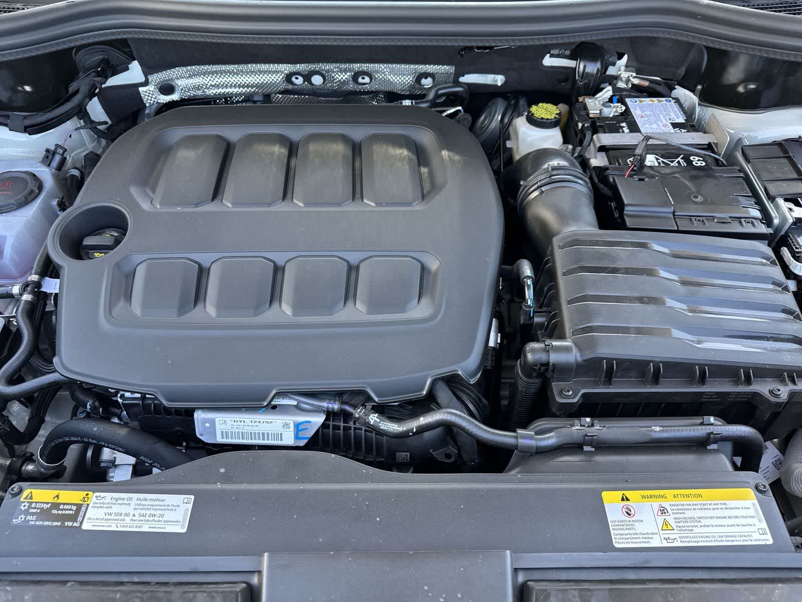 2026 Volkswagen Tiguan 2.0T SE R-Line Black